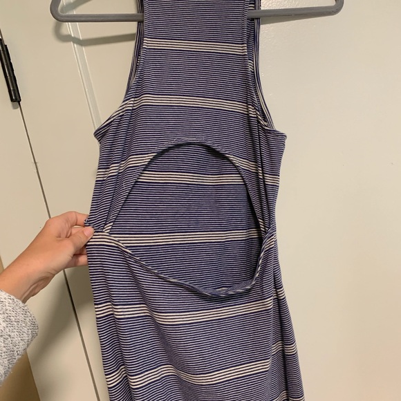 Roxy Midi Open back dress - Picture 2 of 3